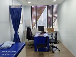 Connexion (D8), Retail #455602851